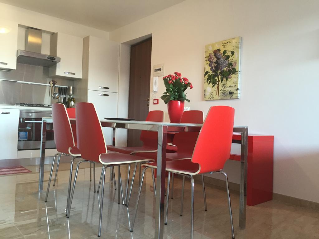 Baia Giardini Apartments 외부 사진